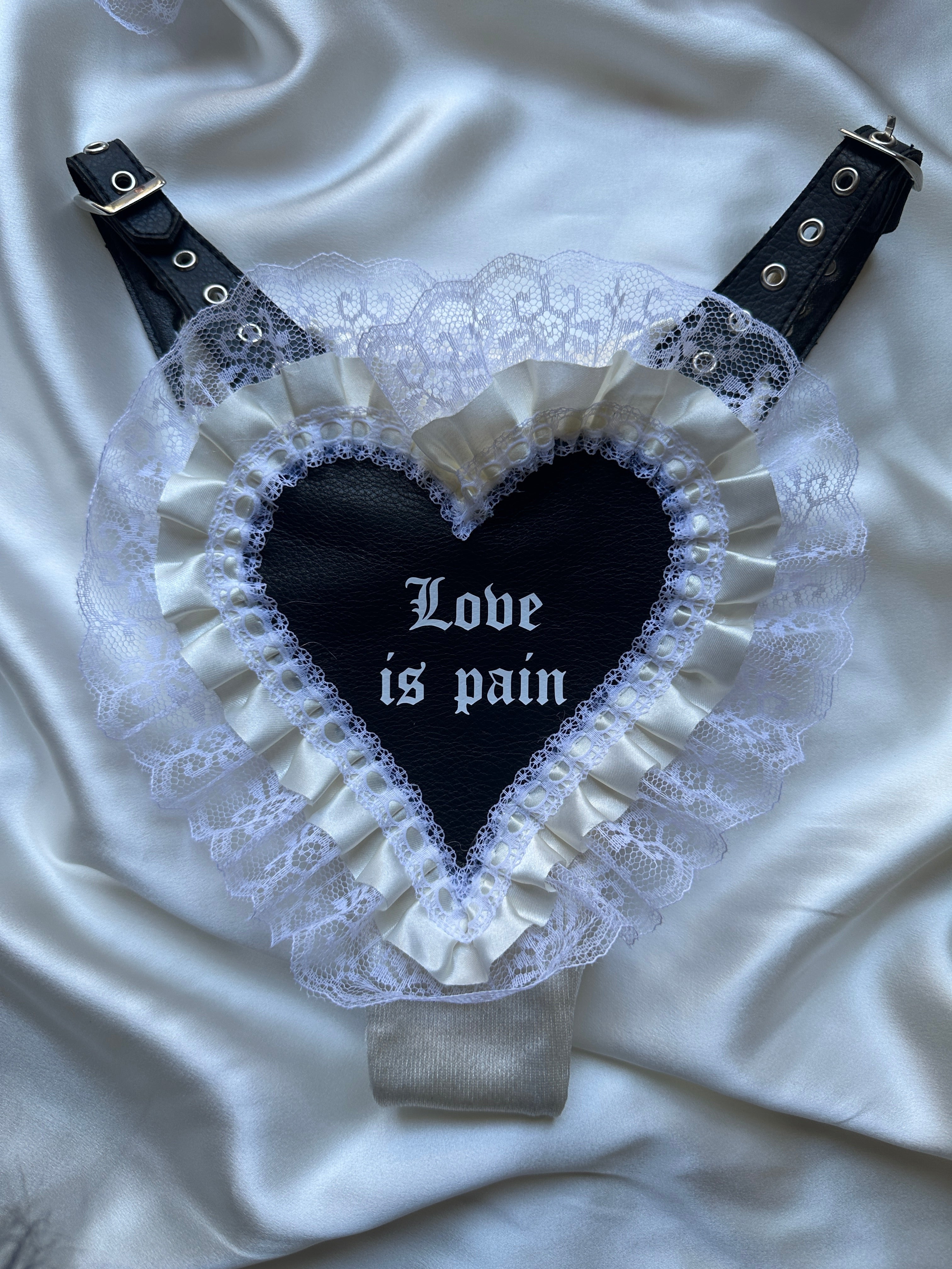 Love is pain - bra & panty set